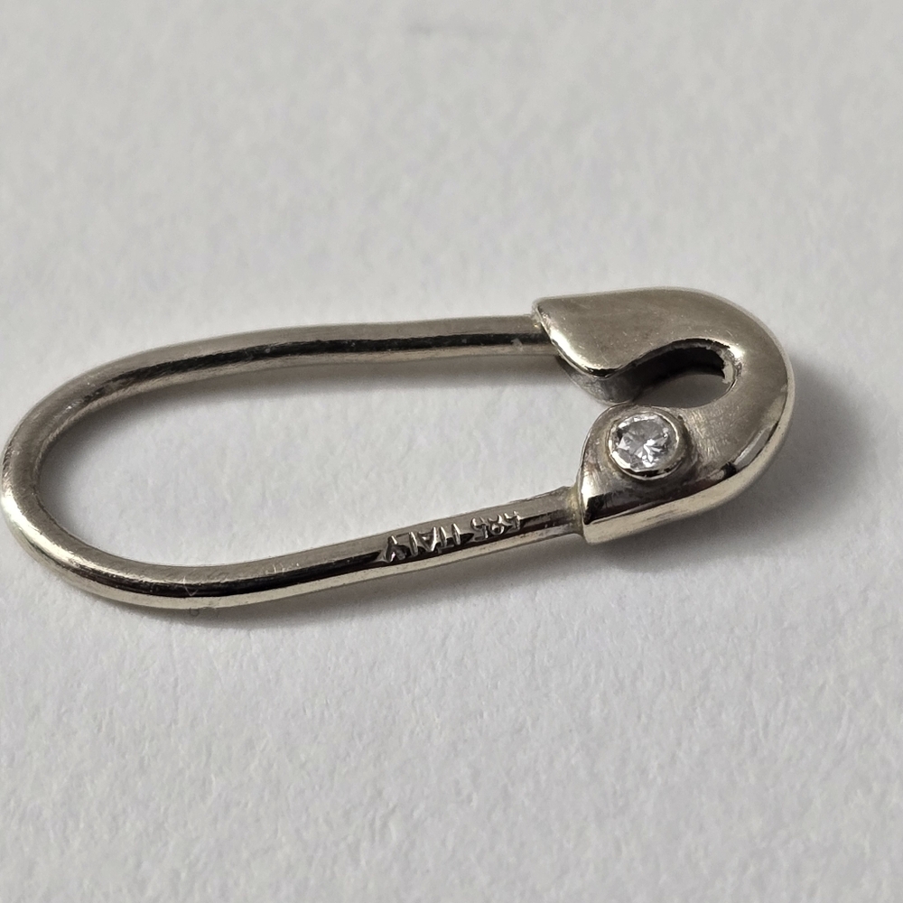 14K Gold Diamond Safety Pin Single Earring - Picture 2 of 6